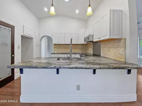 6441 E Quartz St, Mesa, AZ 85215 photo 4