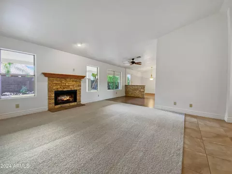 6441 E Quartz St, Mesa, AZ 85215 photo 8