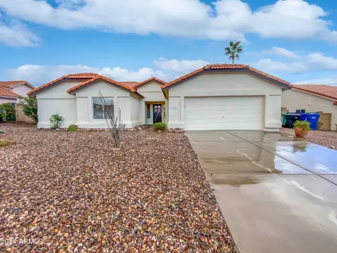 6441 E Quartz St, Mesa, AZ 85215