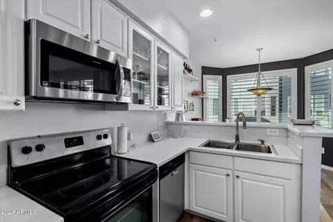 3633 N 3rd Ave #2103, Phoenix, AZ 85013 photo 10