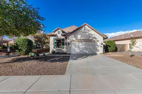 2714 E Dennisport Ave, Gilbert, AZ 85295