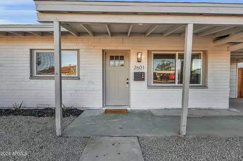 2601 W Avalon Dr, Phoenix, AZ 85017 photo 4
