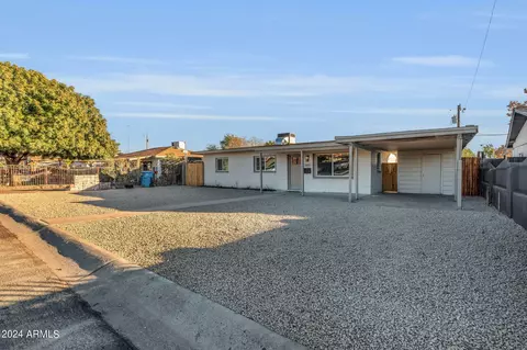2601 W Avalon Dr, Phoenix, AZ 85017 photo 2