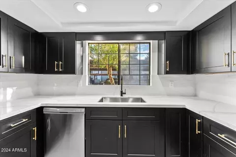 15402 N 28th St #117B, Phoenix, AZ 85032