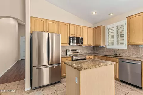 2635 E Darrel Rd, Phoenix, AZ 85042 photo 13