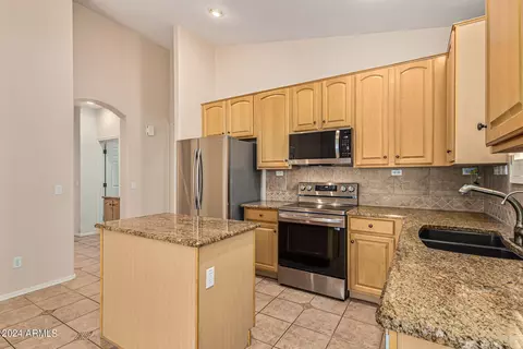 2635 E Darrel Rd, Phoenix, AZ 85042 photo 14
