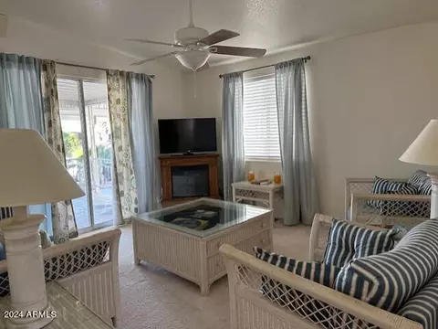 17200 W Bell Rd #428, Surprise, AZ 85374