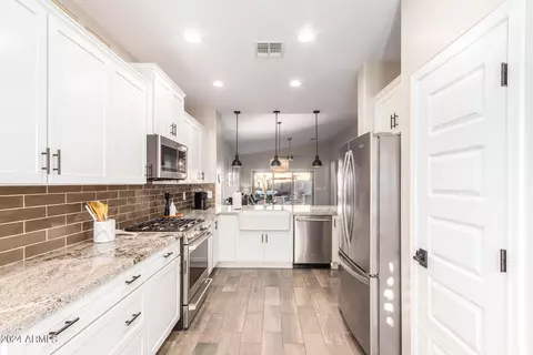 2298 E Mews Rd, Gilbert, AZ 85298 photo 17