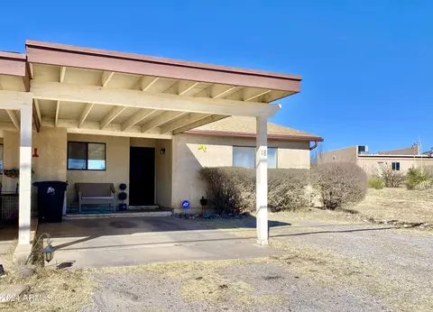 18 Wolverine St, Bisbee, AZ 85603