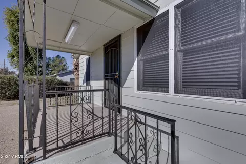 6022 W Maryland Ave, Glendale, AZ 85301