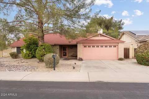 944 E Grandview Rd, Phoenix, AZ 85022