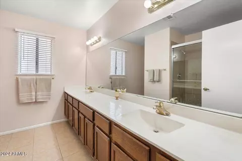 944 E Grandview Rd, Phoenix, AZ 85022 photo 12
