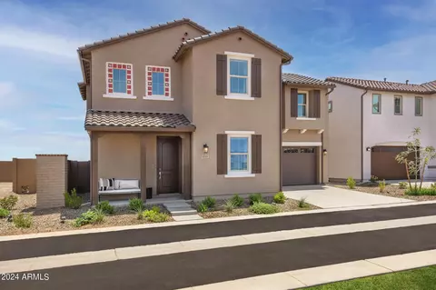 647 S Sanders Dr, Gilbert, AZ 85296