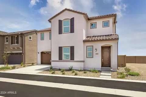639 S Sanders Dr, Gilbert, AZ 85296