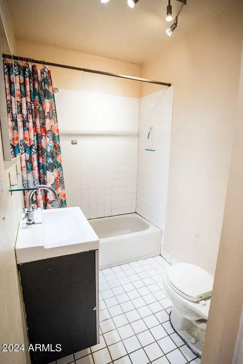 5641 S 27th Pl, Phoenix, AZ 85040 photo 14
