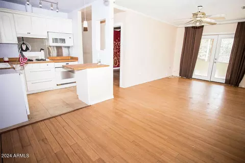 5641 S 27th Pl, Phoenix, AZ 85040 photo 6