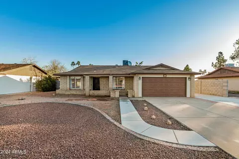923 W Mesquite St, Chandler, AZ 85225
