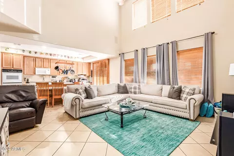 Living - 6830 S 39th Dr, Phoenix, AZ 85041 photo 4 of 7