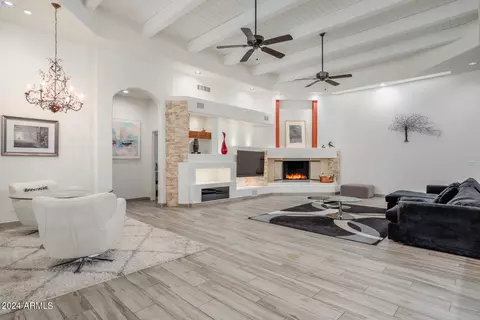 4702 E Caron St, Phoenix, AZ 85028 photo 15