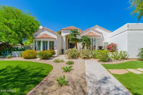 4702 E Caron St, Phoenix, AZ 85028