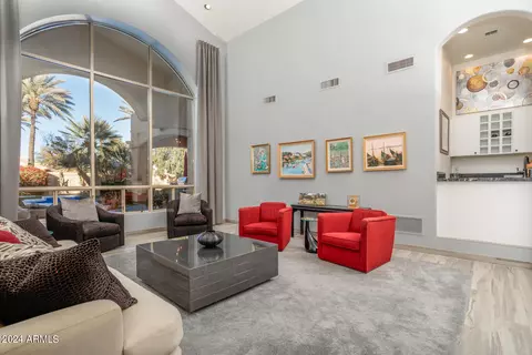 4702 E Caron St, Phoenix, AZ 85028 photo 9