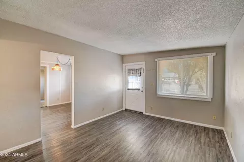 7137 E Aspen Ave, Mesa, AZ 85208 photo 4