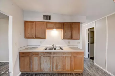 7137 E Aspen Ave, Mesa, AZ 85208 photo 8