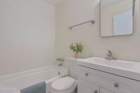1450 E Bethany Home Rd #33, Phoenix, AZ 85014 photo 15
