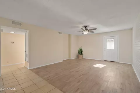 1450 E Bethany Home Rd #33, Phoenix, AZ 85014 photo 3