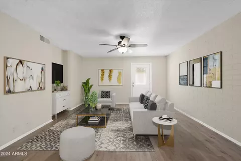 1450 E Bethany Home Rd #33, Phoenix, AZ 85014 photo 2