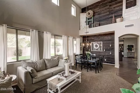 2755 S Penrose Dr, Gilbert, AZ 85295 photo 3