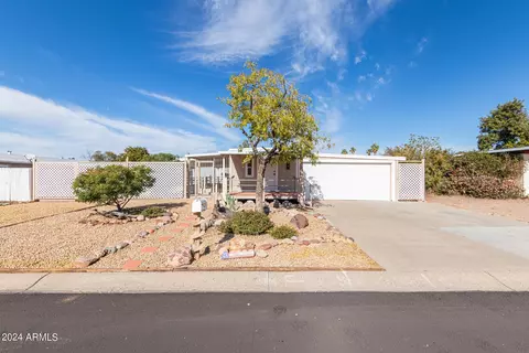 9236 Espana Ave, Mesa, AZ 85208