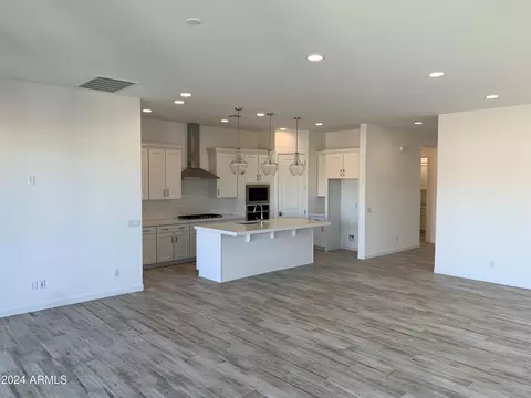 8044 E June Cir, Mesa, AZ 85207 photo 7