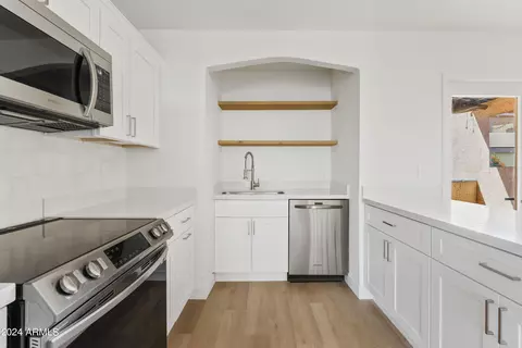 720 E Alice Ave #103, Phoenix, AZ 85020 photo 2