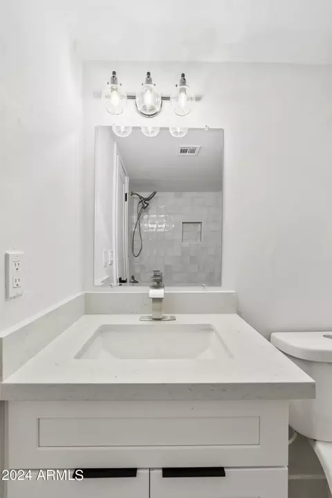 720 E Alice Ave #103, Phoenix, AZ 85020 photo 15