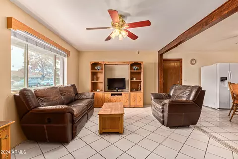 352 E Holmes Ave, Mesa, AZ 85210 photo 6
