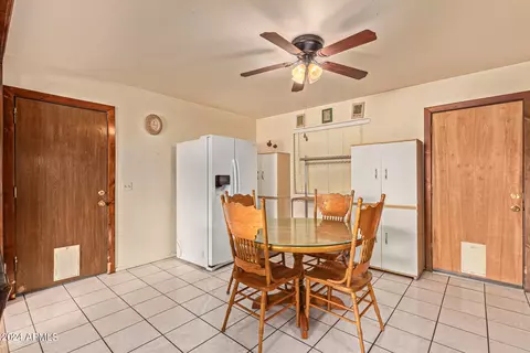 352 E Holmes Ave, Mesa, AZ 85210 photo 10