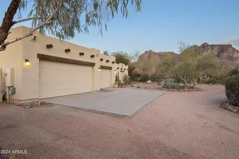 4858 E Jacob Waltz St, Apache Junction, AZ 85119 photo 6