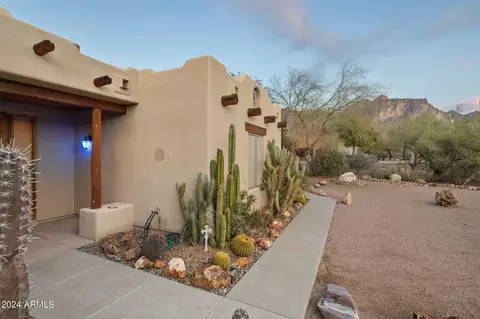 4858 E Jacob Waltz St, Apache Junction, AZ 85119 photo 12