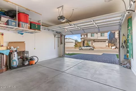 3413 E Robin Ln, Phoenix, AZ 85050 photo 24