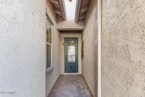 3413 E Robin Ln, Phoenix, AZ 85050 photo 25