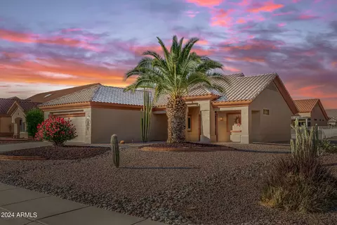 15716 W Heritage Dr, Sun City West, AZ 85375