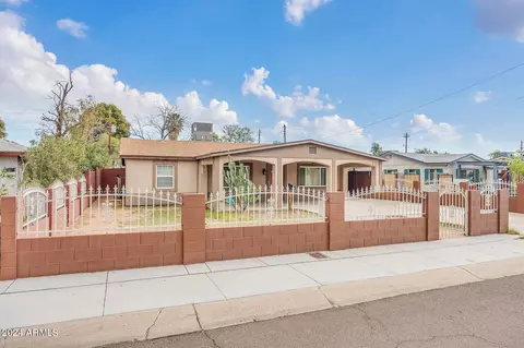 1805 N 43rd St, Phoenix, AZ 85008