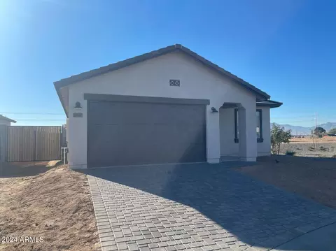 8447 W Encinas Ln, Tolleson, AZ 85353