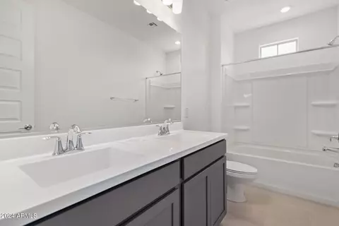 Bath - 7812 E Quartet Ave, Mesa, AZ 85212 photo 4 of 6