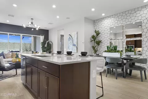10352 W Deanna Dr, Peoria, AZ 85382