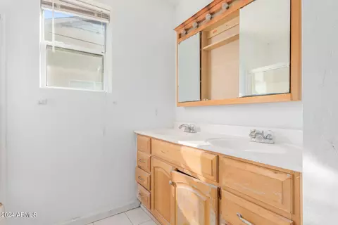 629 W Romley Ave, Phoenix, AZ 85041 photo 25