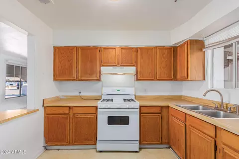 629 W Romley Ave, Phoenix, AZ 85041 photo 11