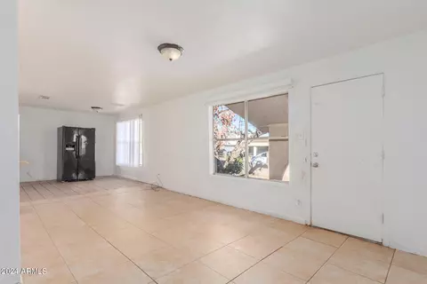 629 W Romley Ave, Phoenix, AZ 85041 photo 6