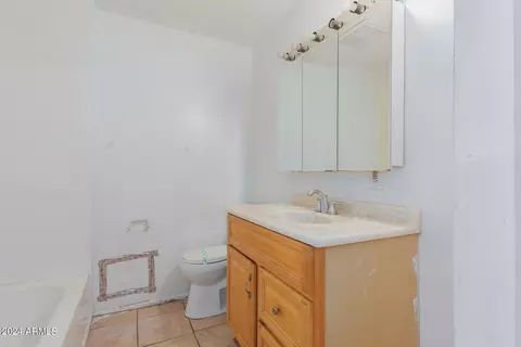 629 W Romley Ave, Phoenix, AZ 85041 photo 18